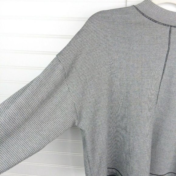 Urban Romantics Navy White Mock Neck Knit Sweater Long Sleeves Boxy Fit Sz Small - Picture 3 of 8